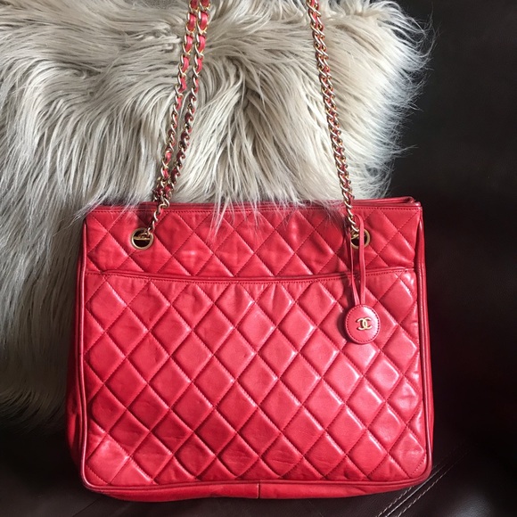 CHANEL Handbags - Authentic CHANEL red Quilted Lambskin bag